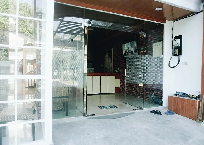 Koolkost Near University Of Surabaya